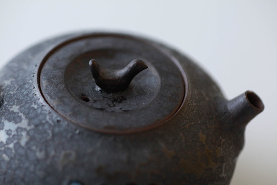 Cloud and Bird Teapot Wide